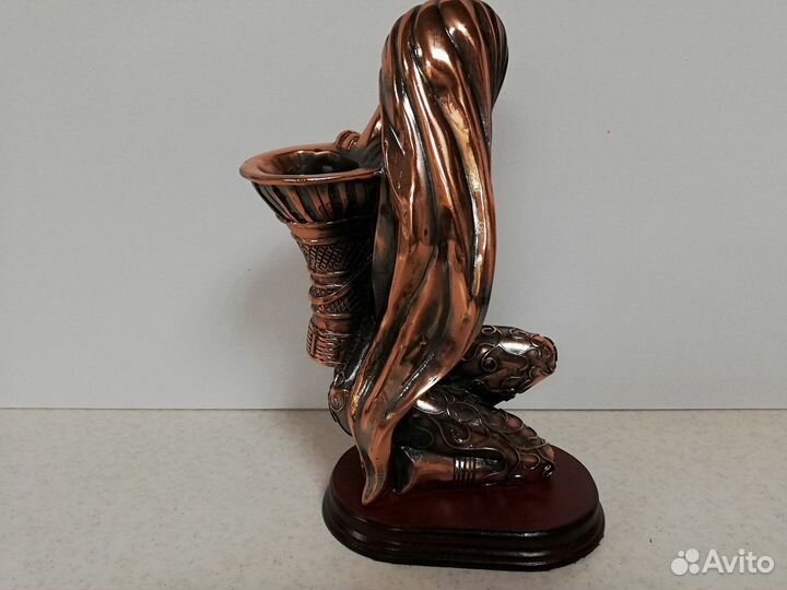 Статуэтка большая фигура 