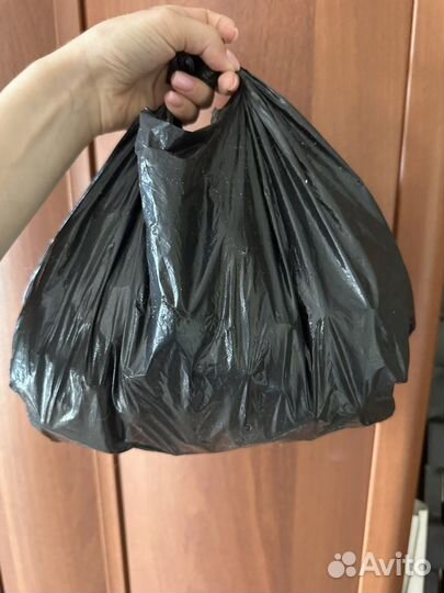 Винные пробки много