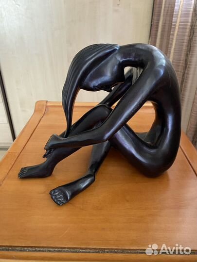 Статуэтка девушка