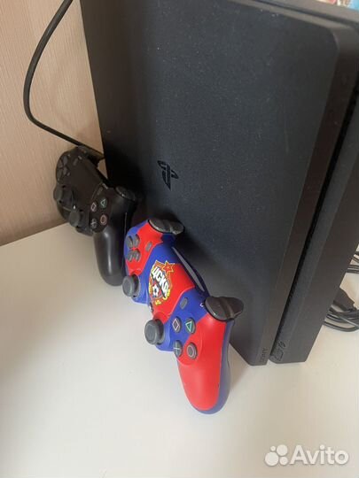 Sony playstation 4 PS4 slim 1tb