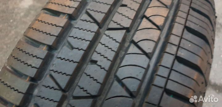 Continental ContiCrossContact LX 215/65 R16 98H