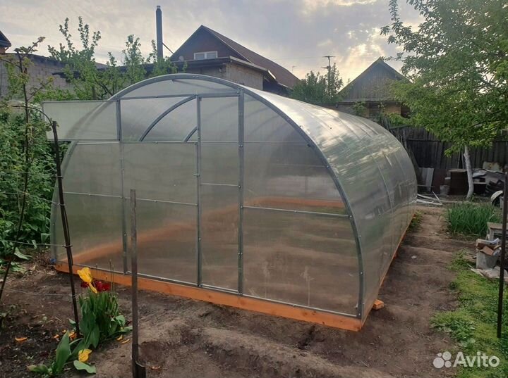 Теплица из поликарбоната