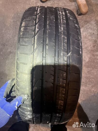 Pirelli P Zero 255/35 R19