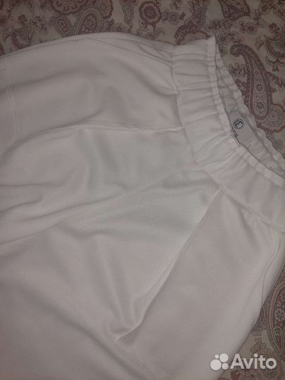 Штаны белые