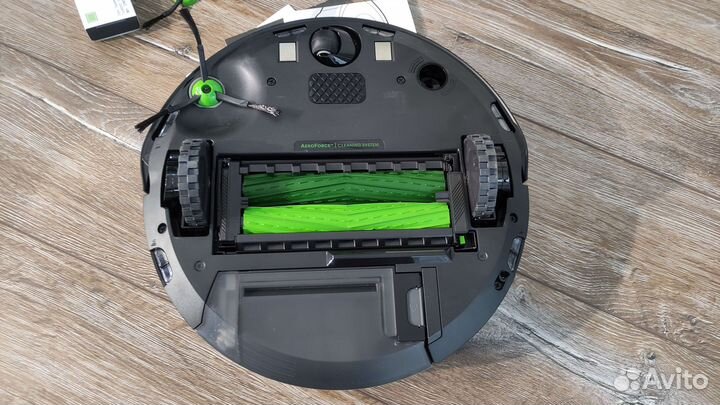 Робот-пылесос iRobot Roomba j7