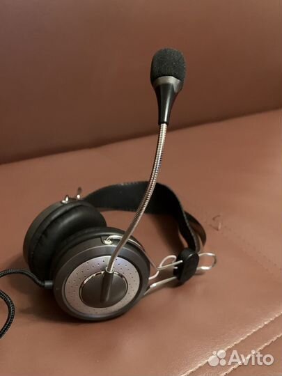 Наушники с микрофоном Genius