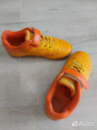 Детские футбольные бутсы 31 размер