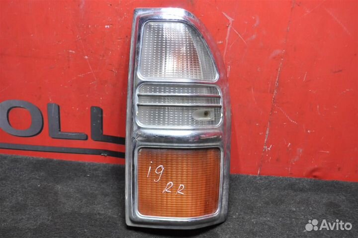 Фонарь задний правый toyota land cruiser prado V