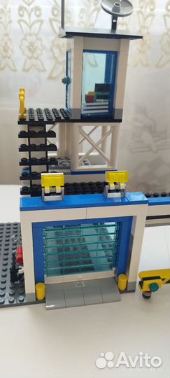 Lego city 60141 Полицейский участок