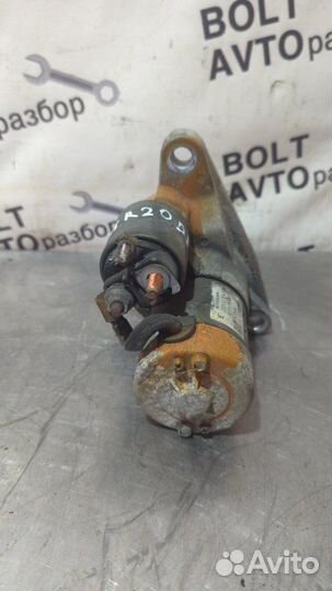 Стартер Nissan Serena NC25 MR20DE 2007