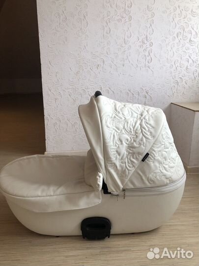 Коляска Junana Enzo Go go 2 в 1