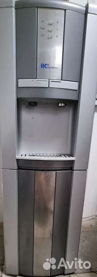 Кулер для воды напольный