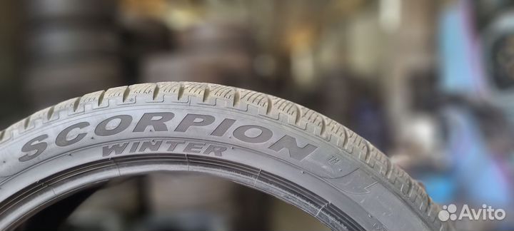 Pirelli Scorpion Winter 275/40 R22