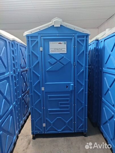 Туалетная кабина для дачи