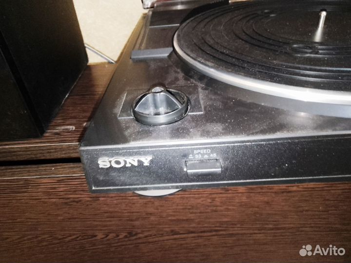 Проигрыватель виниловых дисков Sony PS-LX300USB