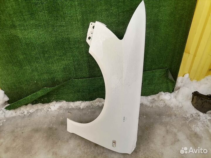 Крыло переднее левое Audi A6 C6 4F 4F2 4F3 4F5