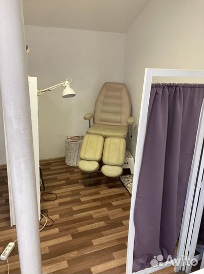 Аренда маникюрного стола