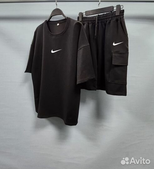 Костюм спортивный Nike (футболка + шорты)