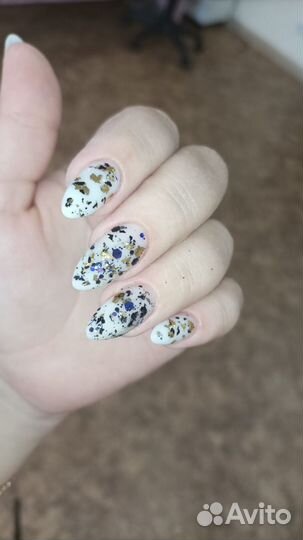 Маникюр и педикюр