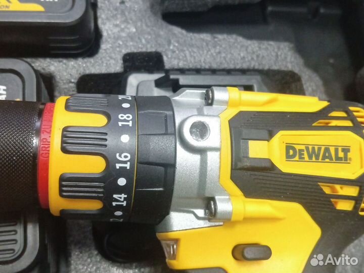 Аккумуляторная дрель шуруповерт dewalt