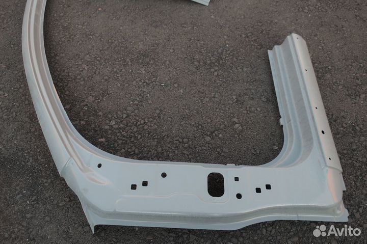 Боковина левая LADA Vesta SW Cross