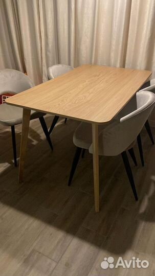 Стол кухонный