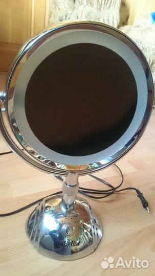 Зеркало для макияжа с подсветкой Babyliss 8425