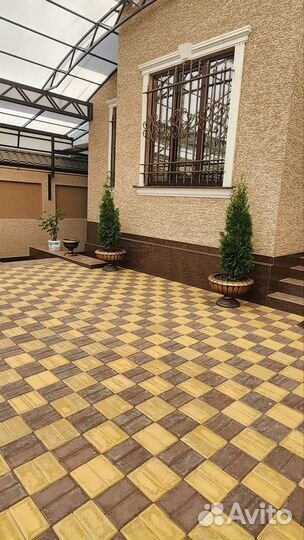 Цветочница. Вазон