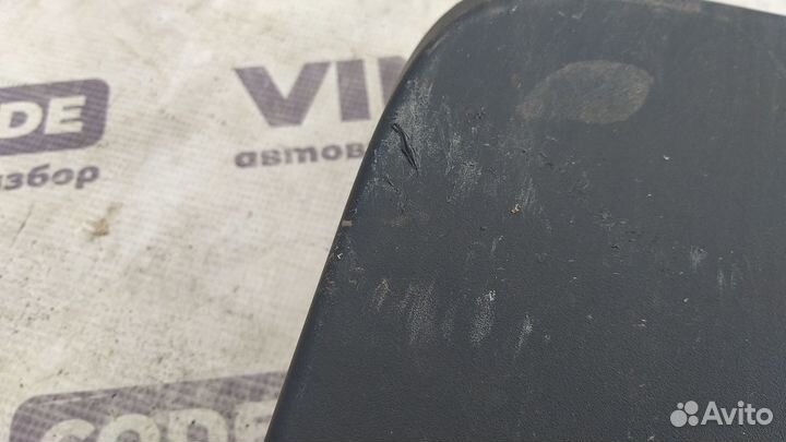 Обшивка крышки багажника Renault Duster 4x4