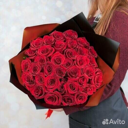 35 роз 50см Цветы букеты розы