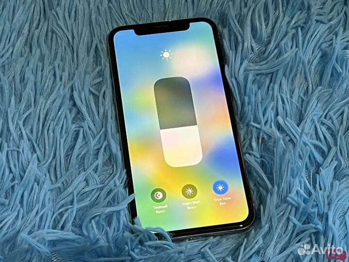 iPhone X, 64 ГБ