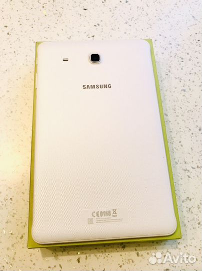 Планшет Samsung galaxy tab e 9.6