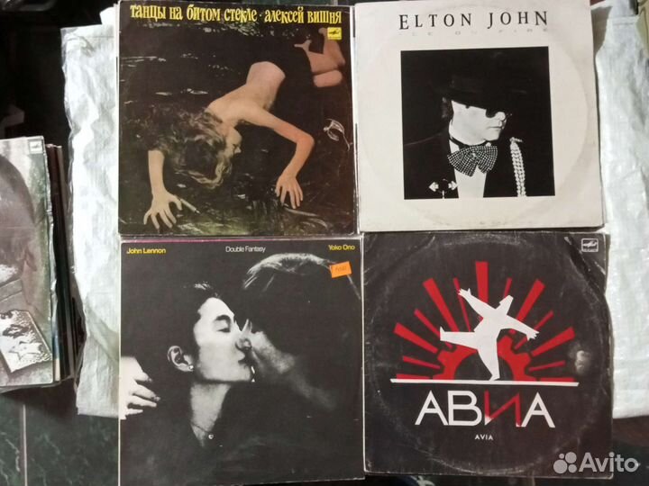 Пластинки разные