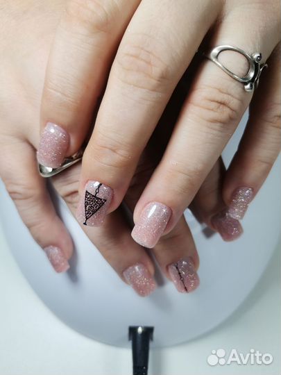 Наращивание ногтей