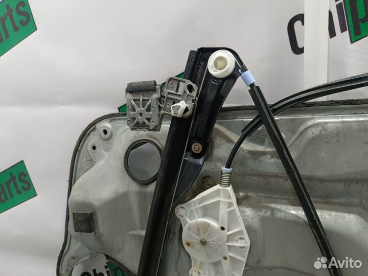 Стеклоподъемник передний левый для Golf 4