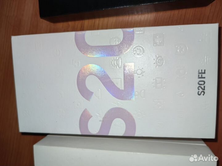 Коробка от Samsung, Huawei, Readme