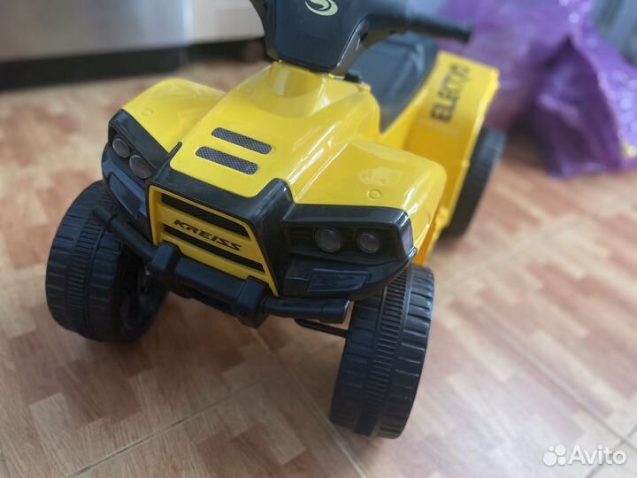 Квадроцикл детский электрический бу