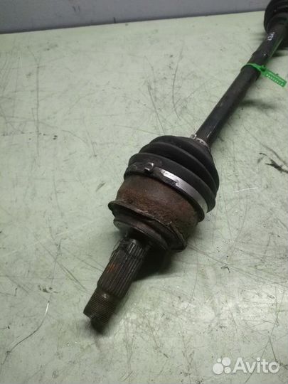 Привод (шрус) задний Mercedes Vito W639