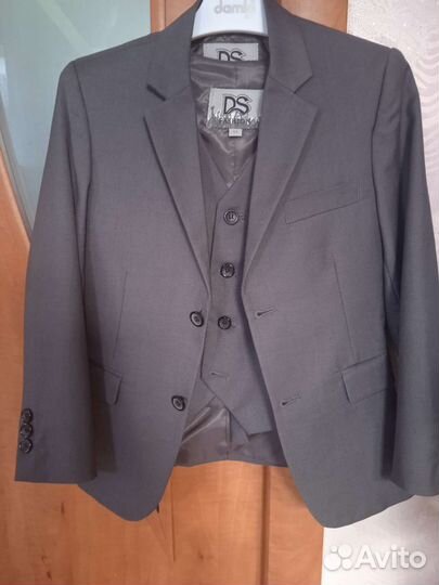 Пиджак и жилет. Отдам