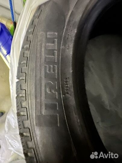 Pirelli Ice Zero 235/55 R19