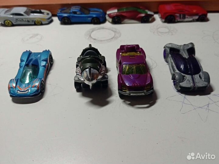 Машинки Hot wheels