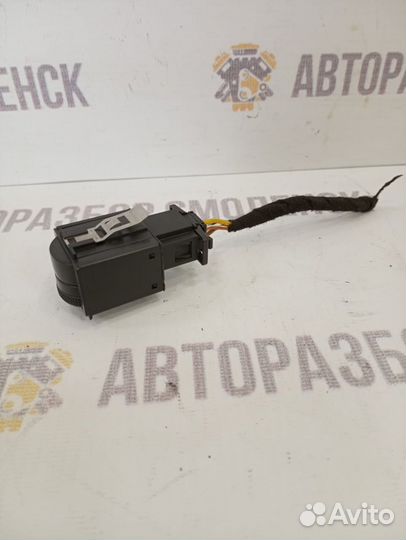 Кнопка корректора фар Skoda Octavia a4 tour