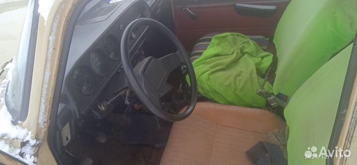 Запчасти на Москвич 2140