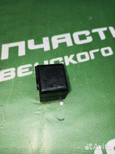 Втулка стабилизатора Volkswagen Golf 1998