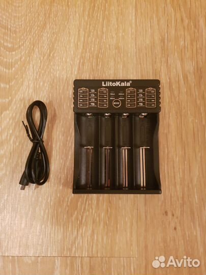 Зарядное устройство LiitoKala + 8 аккумуляторов