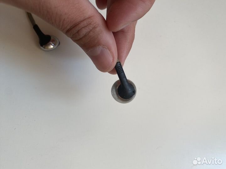 Наушники с микрофоном