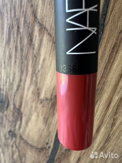 Помада-карандаш Nars Velvet Matte Dolce Vita