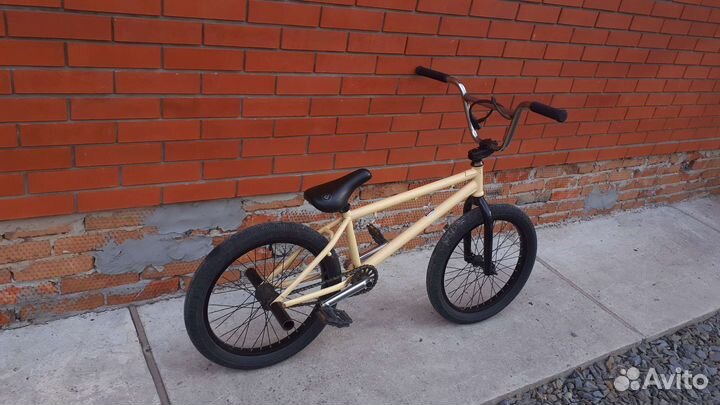 Трюковой велосипед bmx