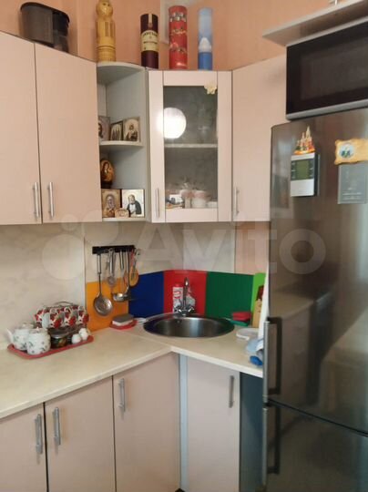 2-к. квартира, 50 м², 3/3 эт.