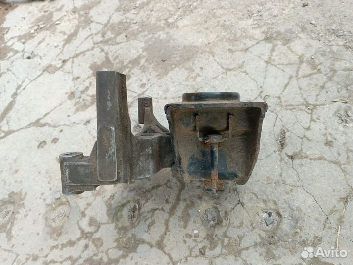 Подушка двигателя ниссан Мурано Z50